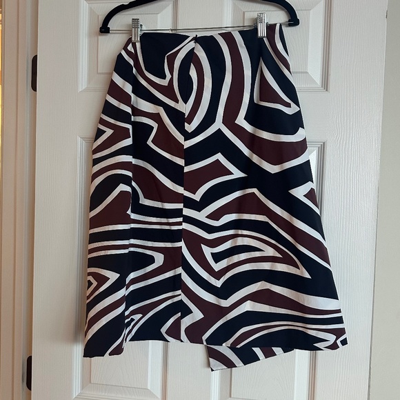 NWT Emilio Pucci Skirt Size 46 - Picture 3 of 5